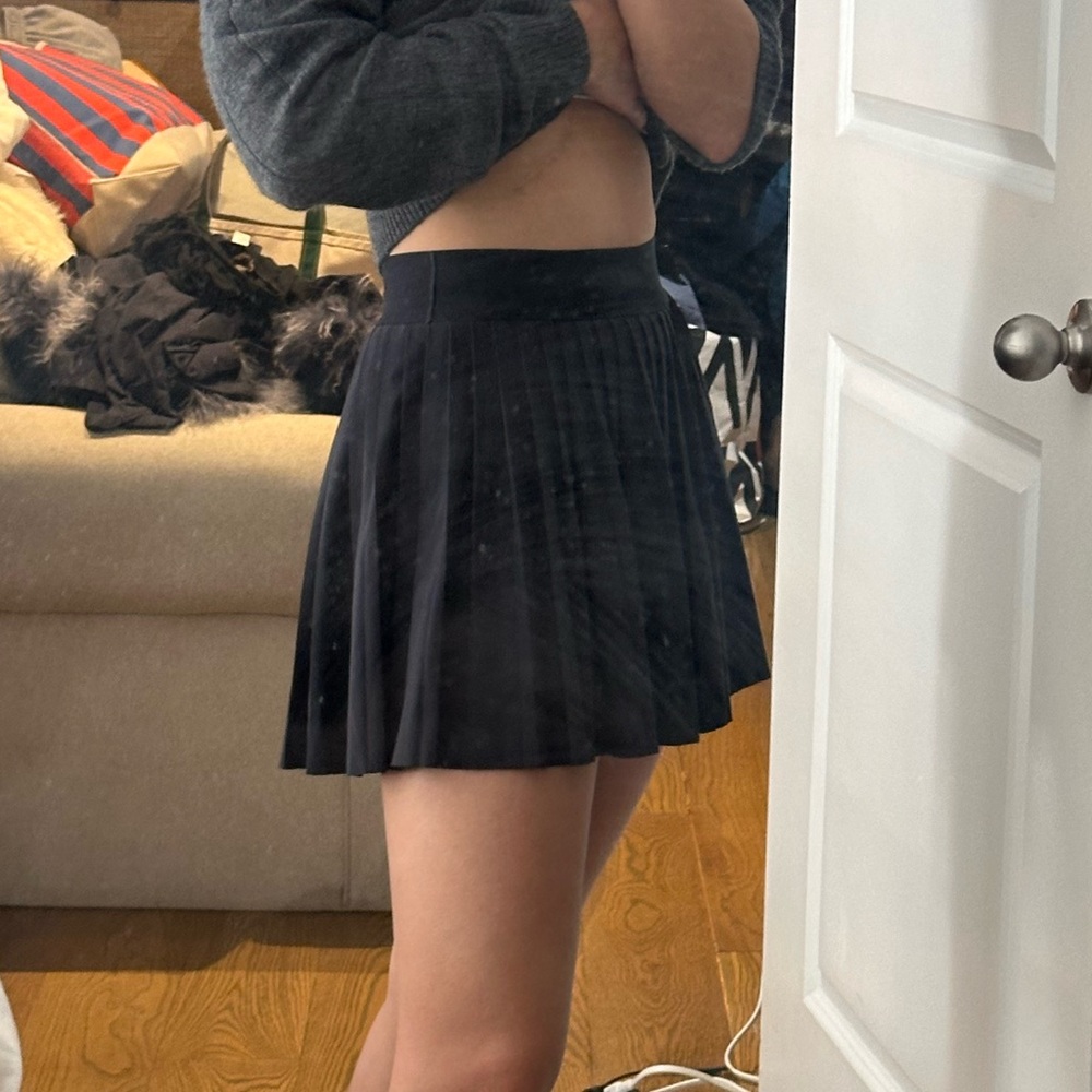 Beyond Yoga Black Pleated Tennis Skirt Skort